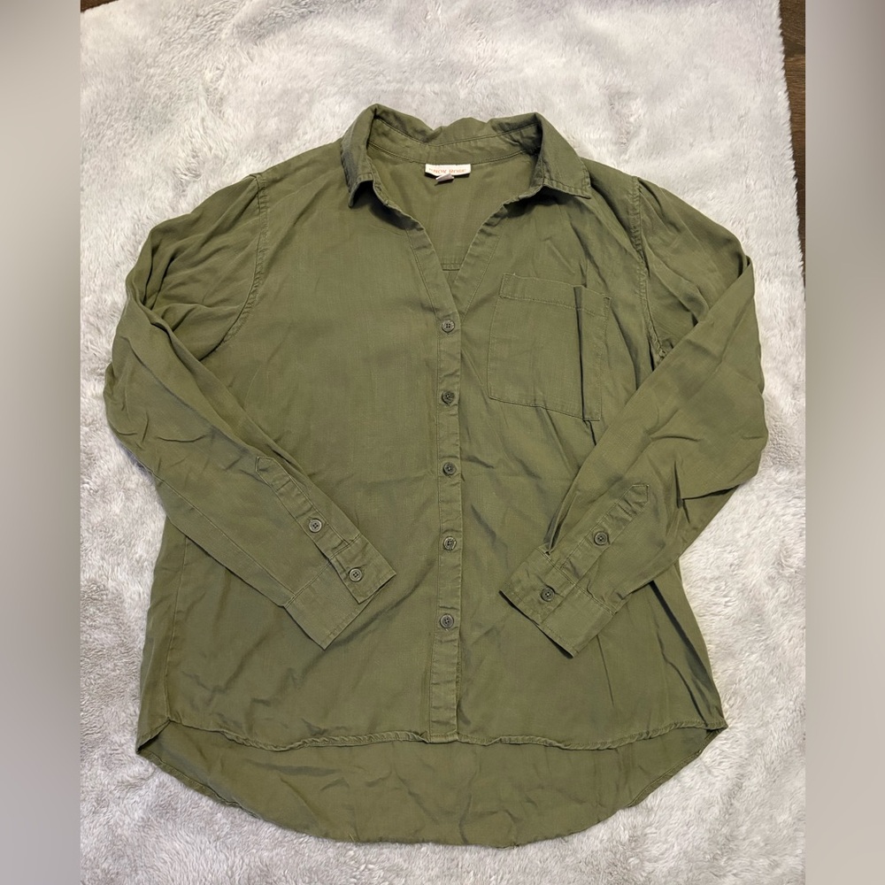 Knox Rose Olive Green Button Down Top